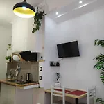 Beautiful Modern In Bllok Apartmán