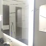 Beautiful Modern In Bllok Apartmán *