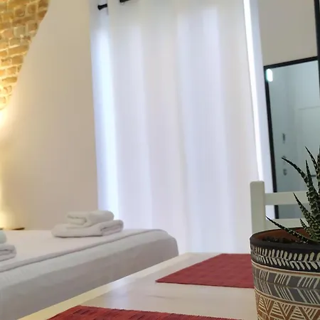 Beautiful Modern In Bllok Apartment *