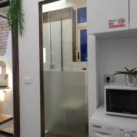 Beautiful Modern In Bllok Apartment *