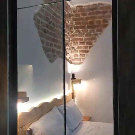 Beautiful Modern In Bllok * Tirana