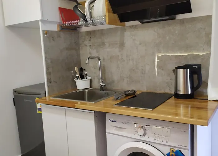 Beautiful Modern In Bllok *