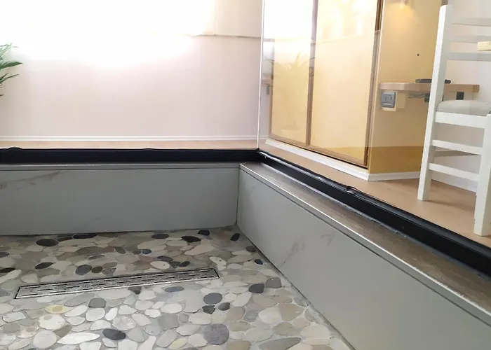 Beautiful Modern In Bllok *