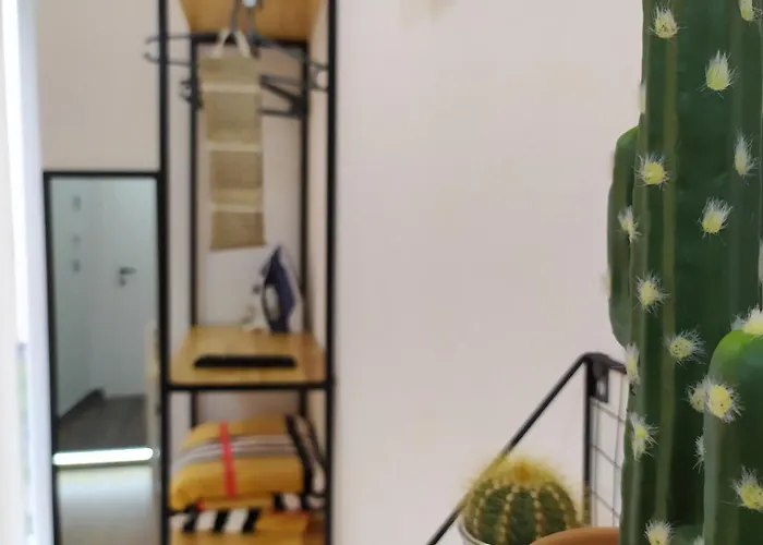 Beautiful Modern In Bllok