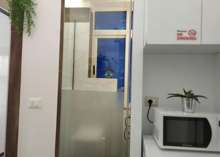 Beautiful Modern In Bllok Lägenhet Tirana