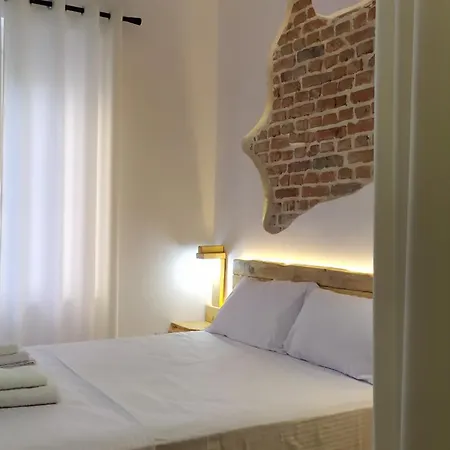 Beautiful Modern In Bllok Apartamento *