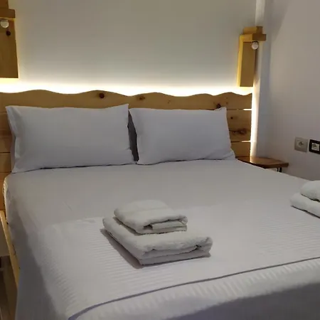 Beautiful Modern In Bllok Apartament Tirana