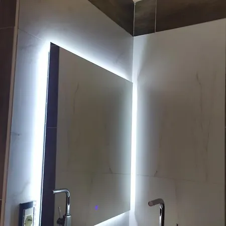 Apartamento Beautiful Modern In Bllok