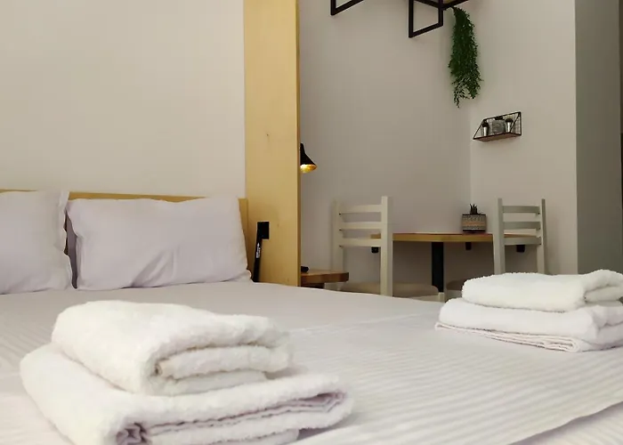 Beautiful Modern In Bllok Tirana