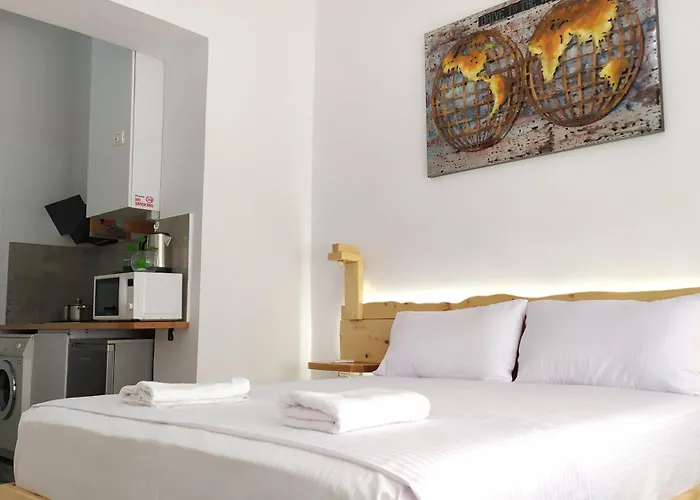 Beautiful Modern In Bllok Tirana