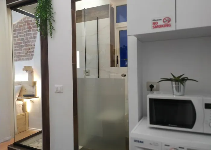 Beautiful Modern In Bllok Appartement *