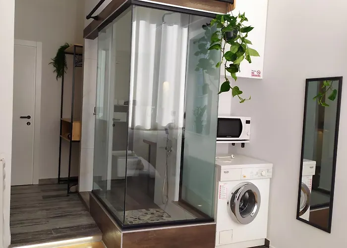 Beautiful Modern In Bllok