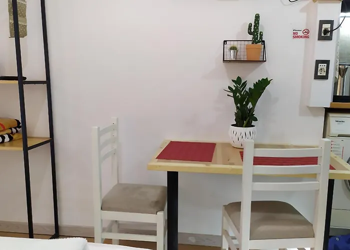 Beautiful Modern In Bllok Appartamento *