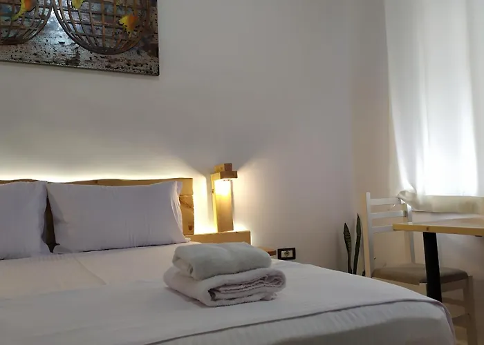 Beautiful Modern In Bllok Appartamento Tirana