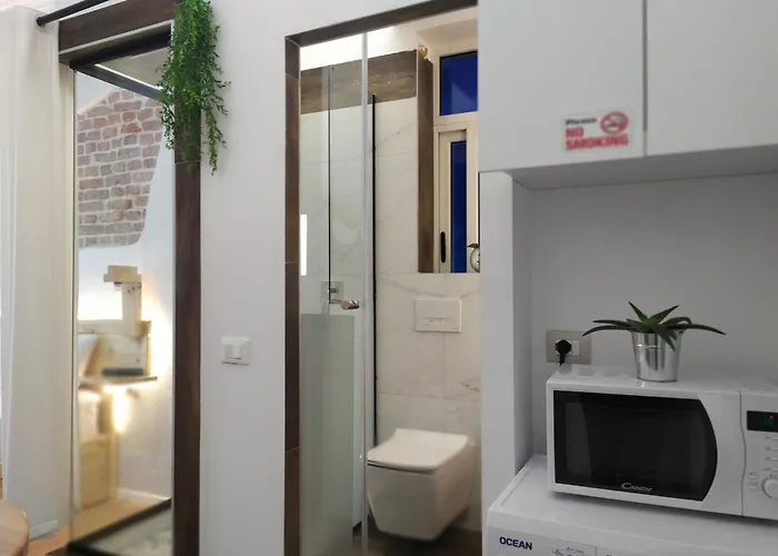 Beautiful Modern In Bllok Appartamento