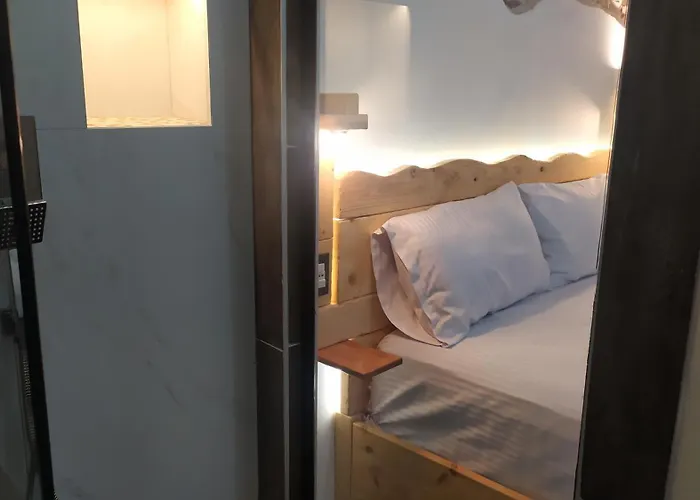 Beautiful Modern In Bllok Appartement Tirana